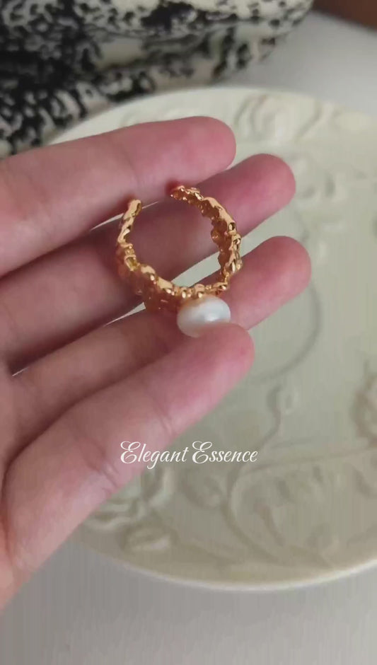 S925 sterling silver natural pearl ring.